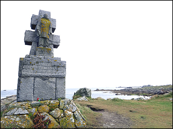 sein monument des senans libres