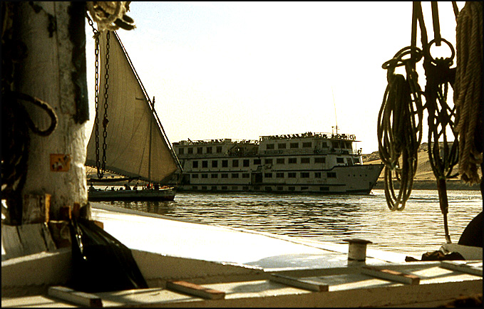 bateau usine sur le nil