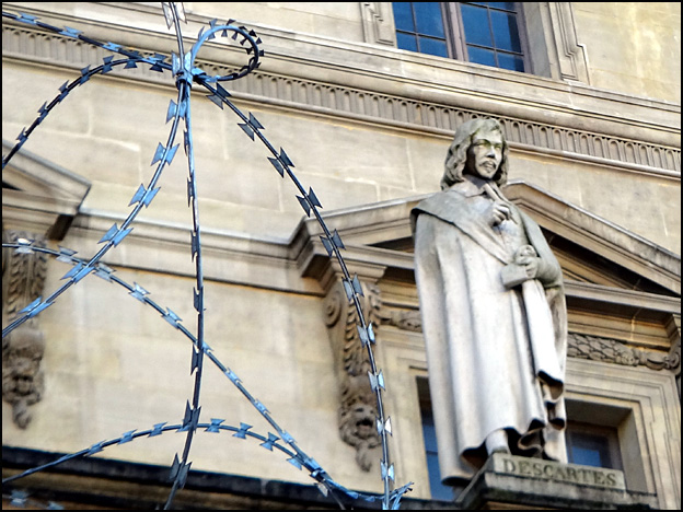 descartes paris louvre