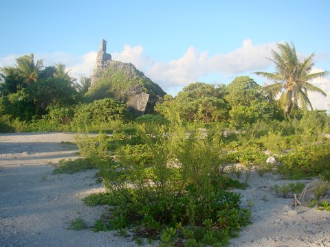 KAUEHI ANCIEN PHARE DE TAGAROAROMATAHARA