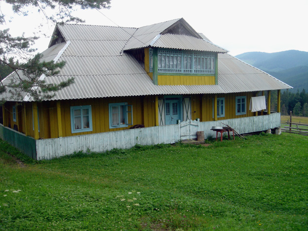 datcha rurbaine verkhovina ukraine