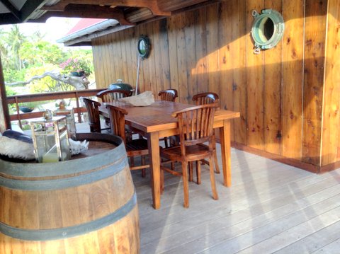 KAUEHI LODGE SALLE DU PETIT DEJEUNER