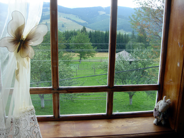 fenetre datcha verkhovina ukraine