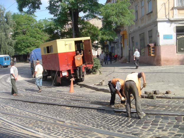 lvov ukraine ouvriers