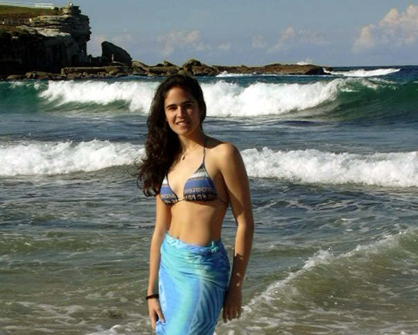 3 adolescente seins pomme