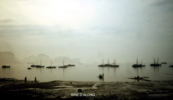 VIETNAM BAIE D HALONG