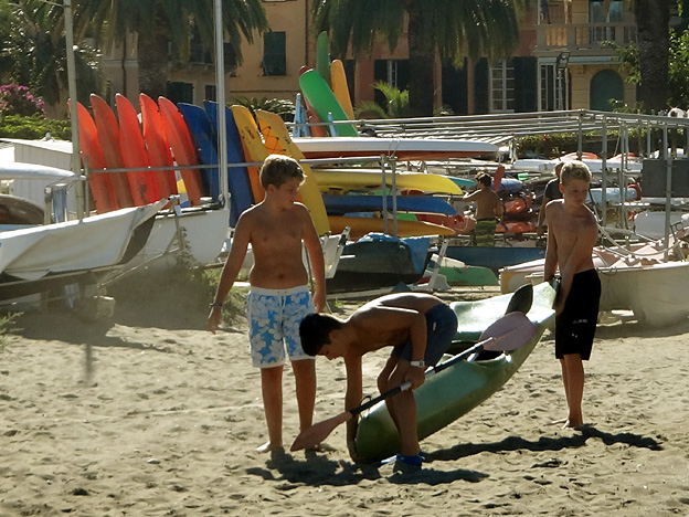 kayak de mer torse nu