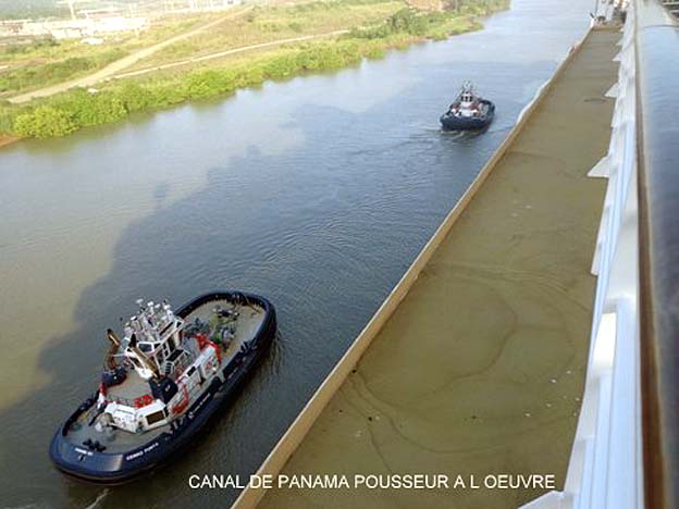panama canal pousseurs