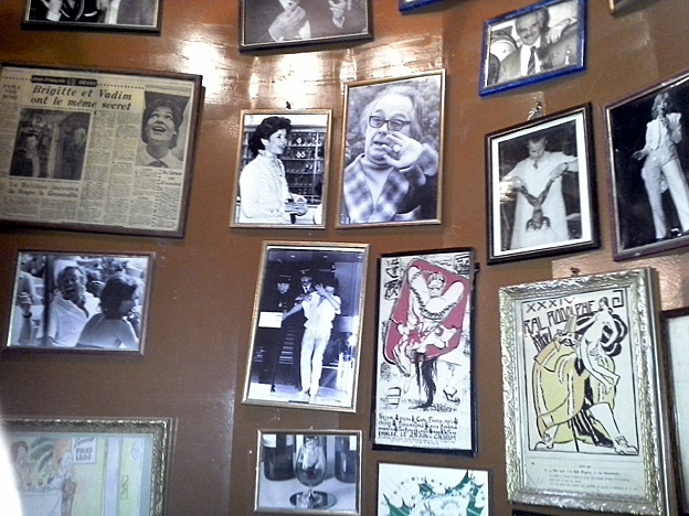 Roger la Grenouille mur des celebrites