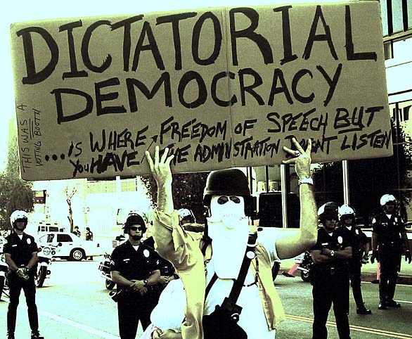 Dictatorial_Democraty