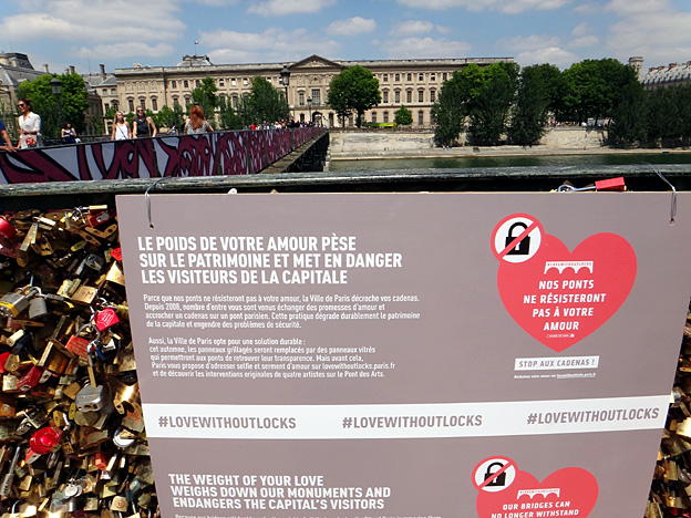 paris pont des arts 2015 poids de votre amour