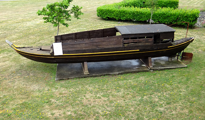 jonque boat people brest musee de la marine