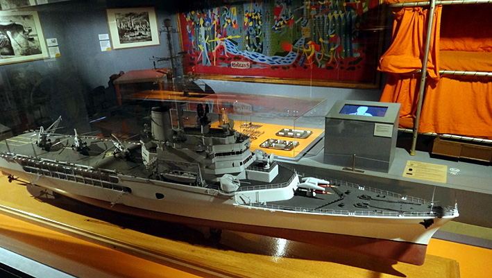 porte helico jeanne d arc brest musee de la marine