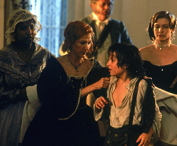 huck finn elijah wood parmi les bourgeoises