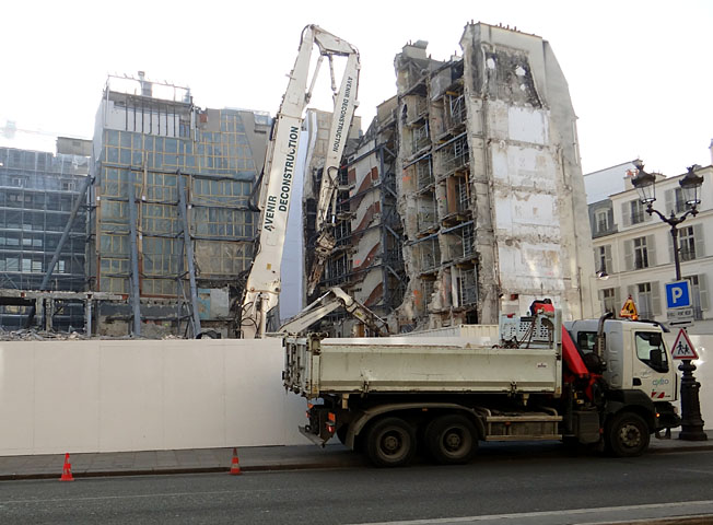 paris samaritaine en travaux rue de rivoli