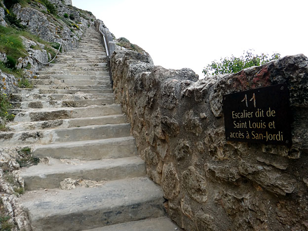 peyrepertuse escalier de st louis