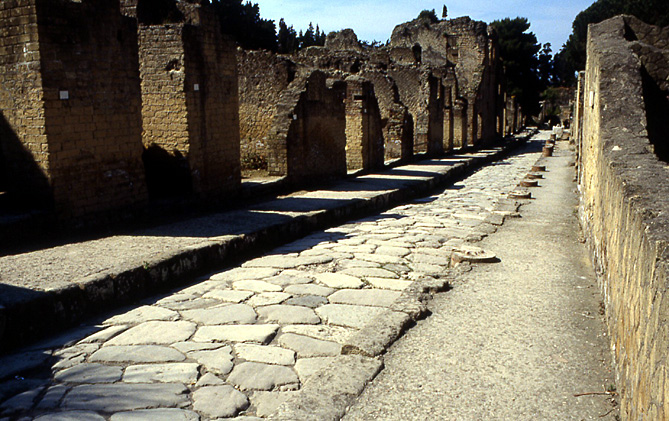 herculanum-grande-rue