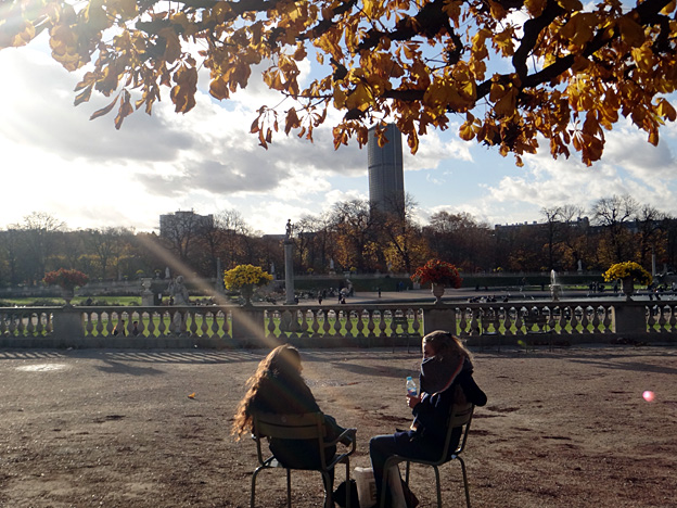 paris-luxembourg-filles