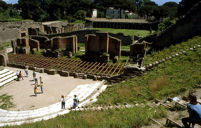 pompei-grand-theatre